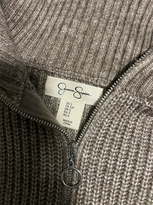 sweater - Image 3