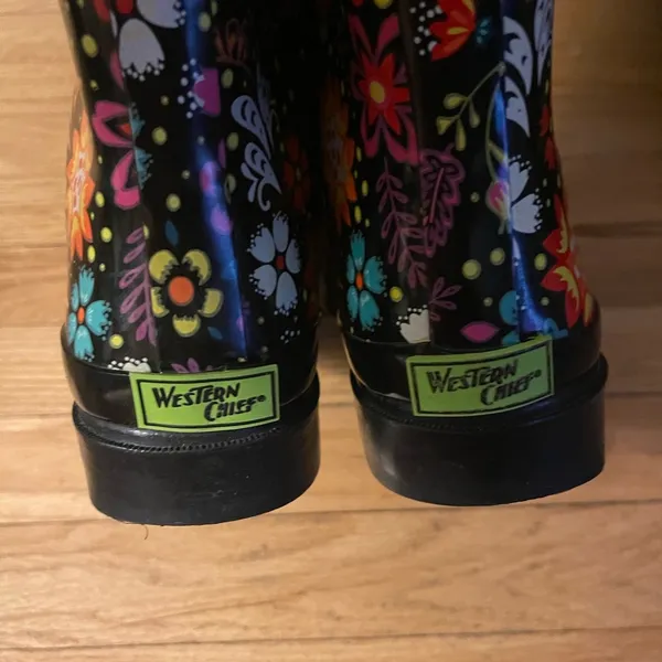 Western Chief Floral Rain Boots - Image 4