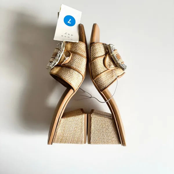 New Day Kathleen Raffia Glam Buckle Block Heel Slide Sandals Women’s Size 7 NEW - Image 5