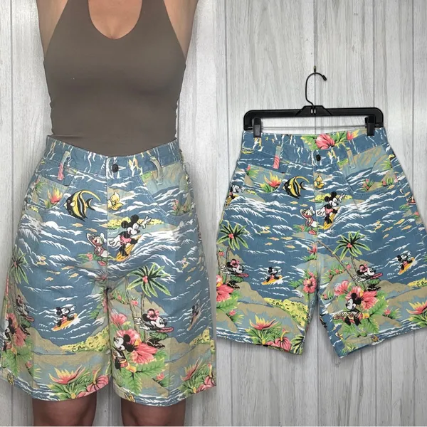 Disney Mickey by Jerry Leigh Vintage Longline Bermuda Mom Shorts size 11/12 - Image 2