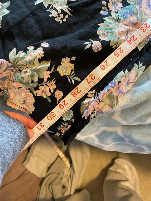 Brandy Melville Floral Pants Flowy - Image 3