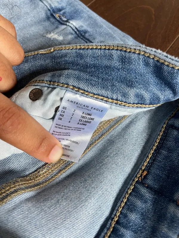Outfitters Jeans - Image 4