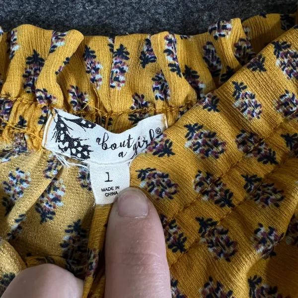 About A Girl Mustard Yellow Paisley Pom Pom Trim Boho Shorts Large 34HD0411TRM - Image 4