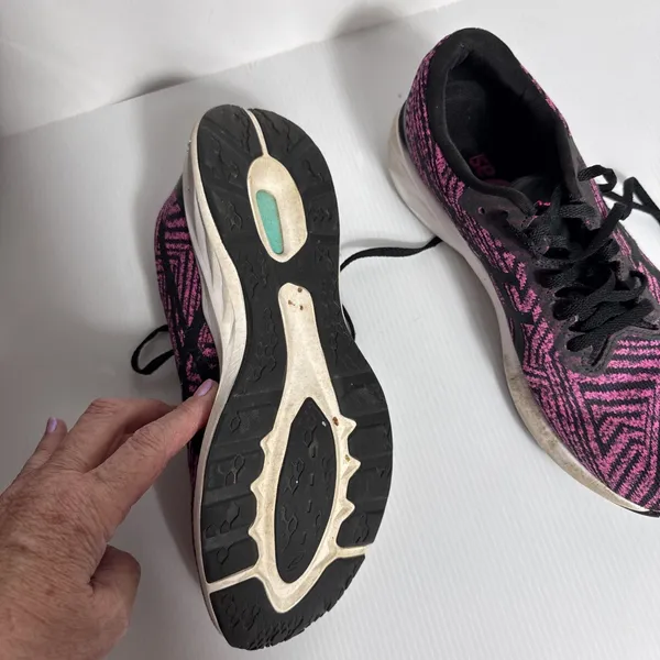 Oasics Sneakers Women's Size 9 1/2 Pink Black Lace Up Lightweight Preowned - Image 6