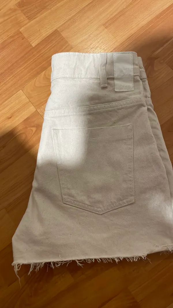 ZARA Beige Shorts - Image 4