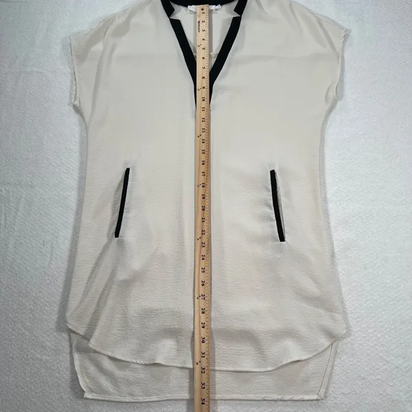 ASTR The Label Mini Dress Women's Small Black White V-Neck Dolman Sleeve Shift - Image 3