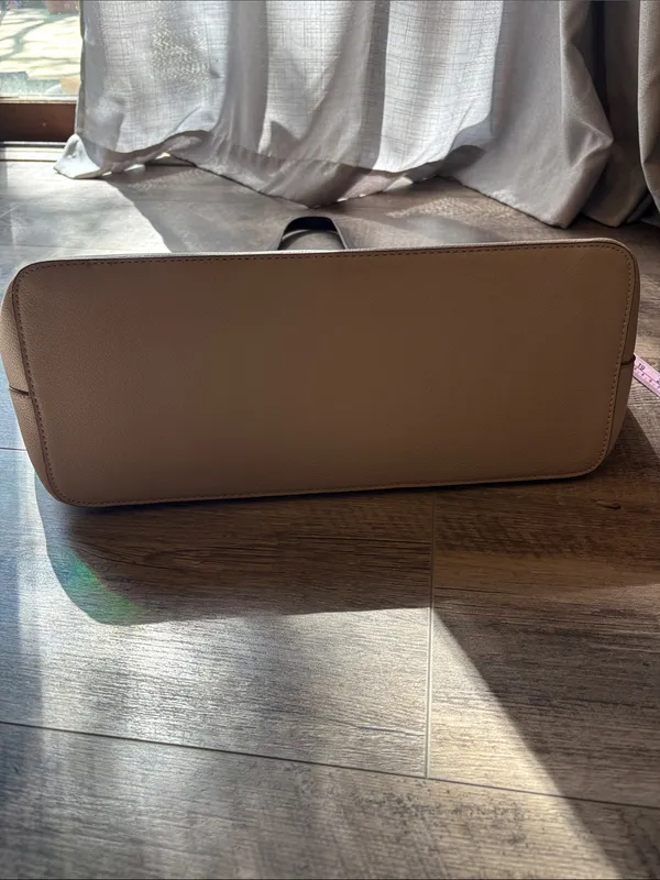 Anne Klein Cream Tote with Black Handles and Gold Hardware - Image 10
