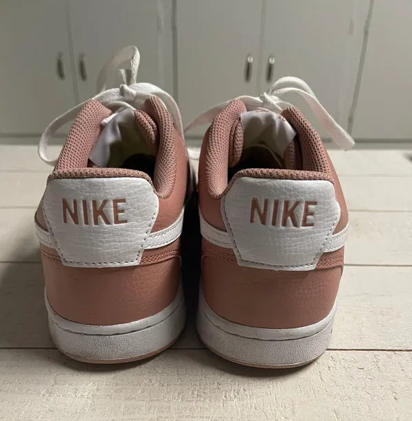 Nike Court Vision Low Women’s Sneakers - Image 3