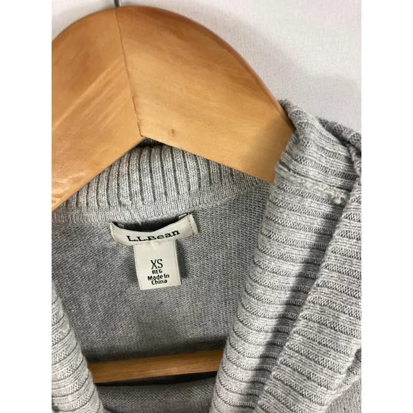 LL Bean Grey Turtleneck Sweater Size XS - Image 2