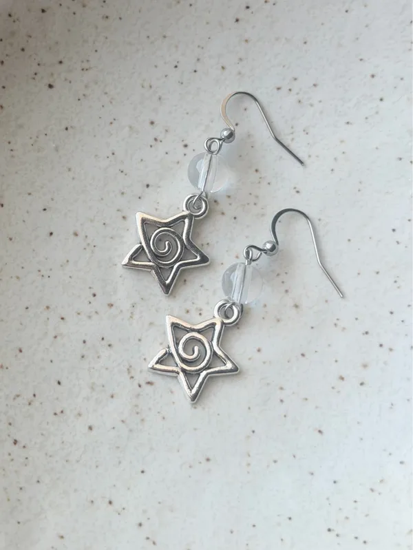 Handmade funky grunge y2k swirl star dangle earrings 🌙🌀 - Image 5