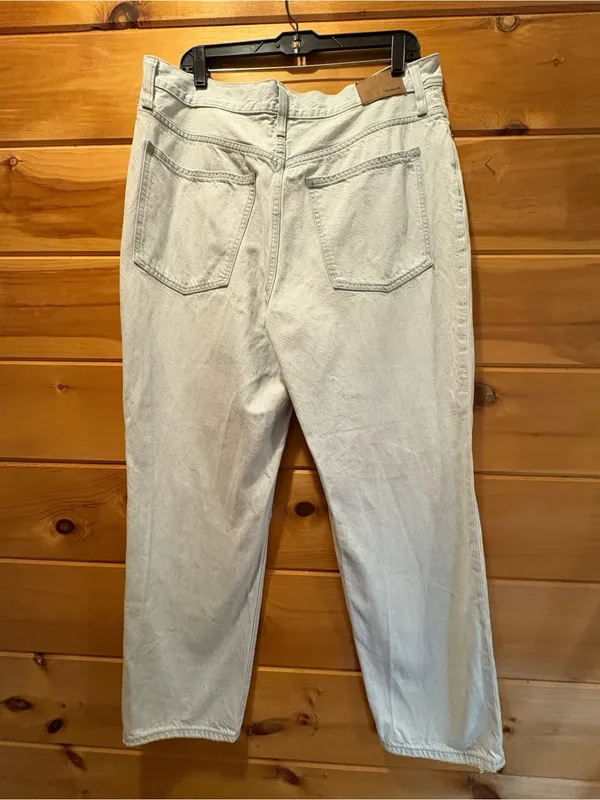 Madewell Light Blue Distressed Boyfriend Jeans size 32 - Image 3