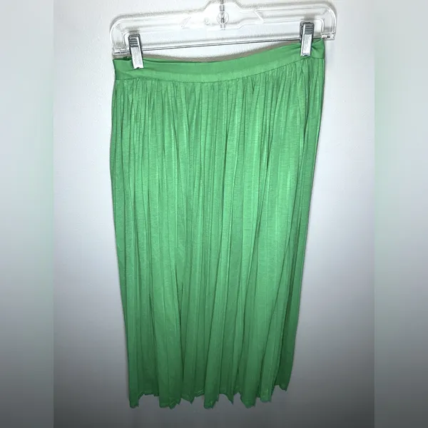 Farm Rio Women's Pleated Accents Midi‎ Length Green Skirt Size Small - Image 2