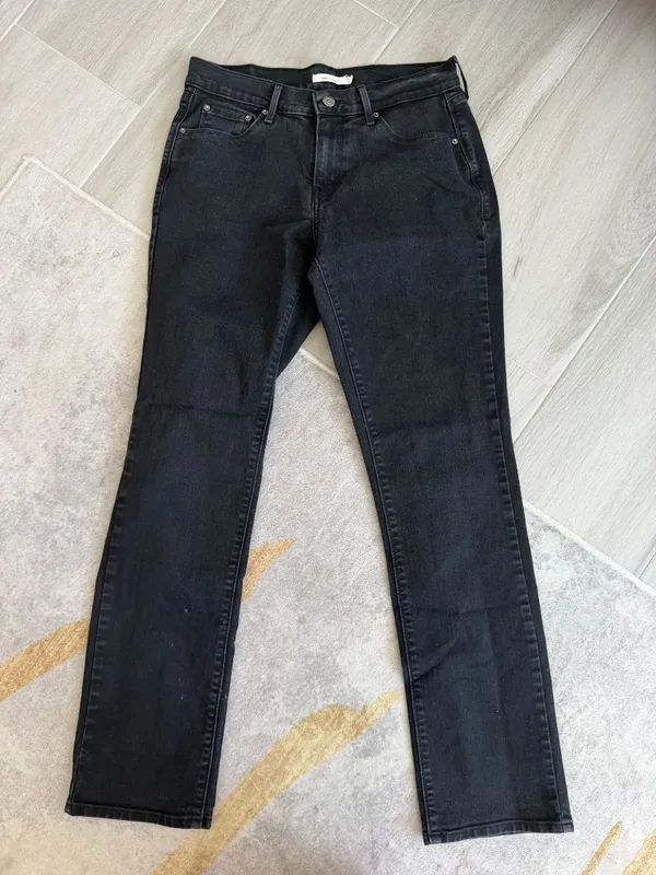 LEVIS Women’s 505 Gray Black Straight Denim Jeans Size 28 - Image 5