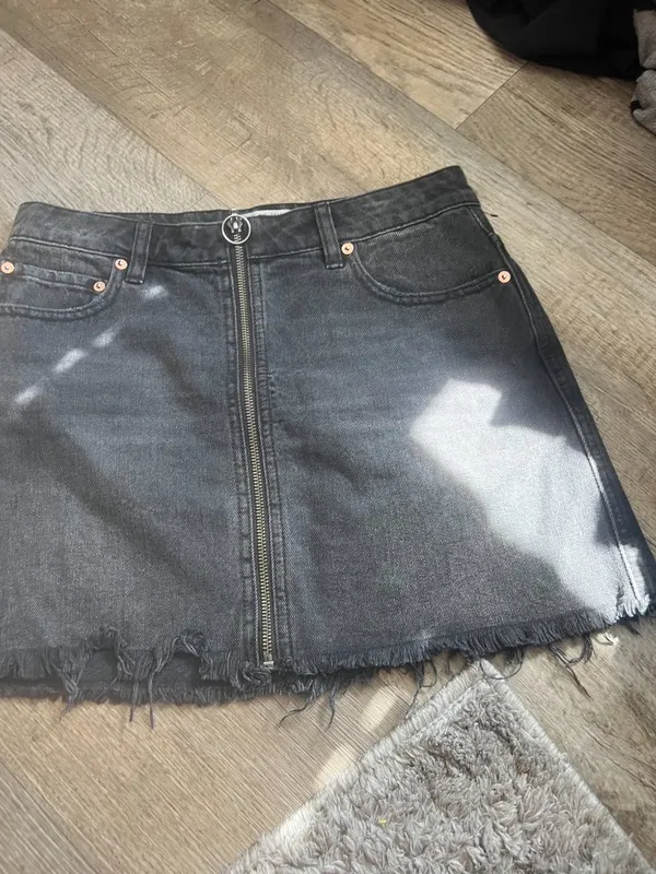 We the Free black denim skirt size 27 - Image 4