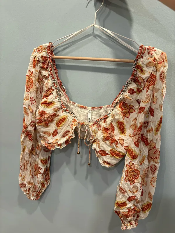 Indikah Top long sleeve floral cropped orange - Image 4