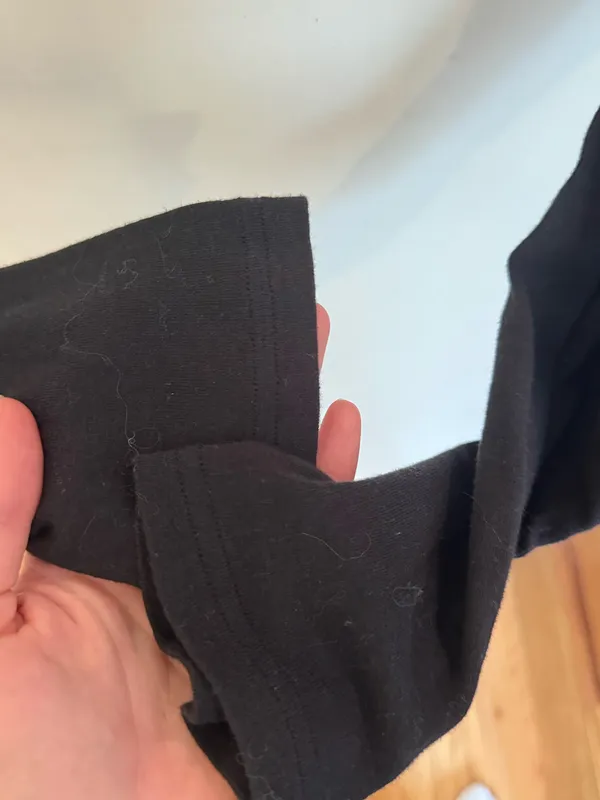 Brandy Melville Crop Long Sleeve Top - Image 3