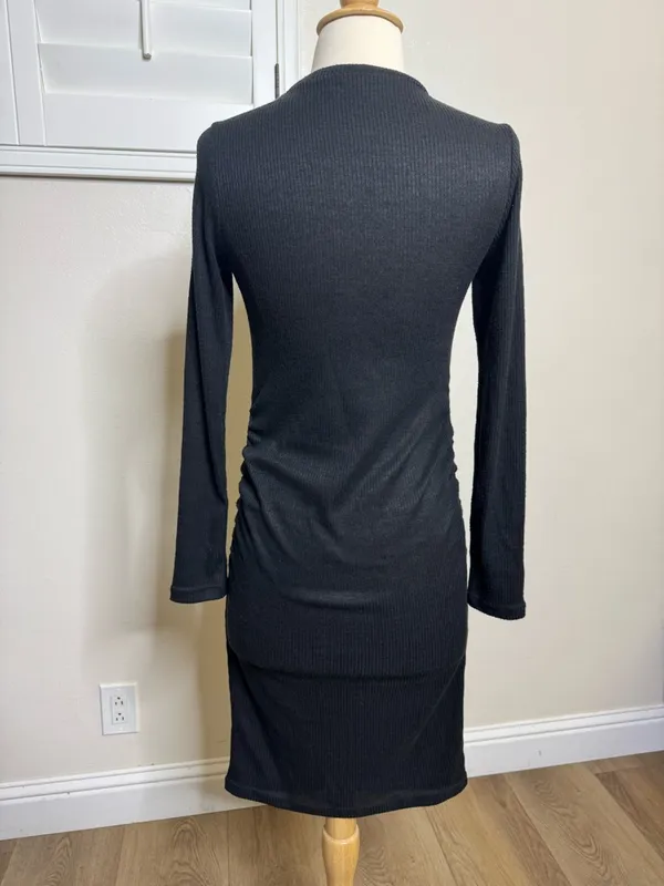Classic Long-Sleeve Ribbed Knit Dress in Black - Image 4