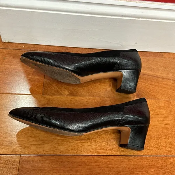 SALVATORE FERRAGAMO Black Suede ‎ and Leather Square Toe Heels Pumps Sz 8 - Image 6