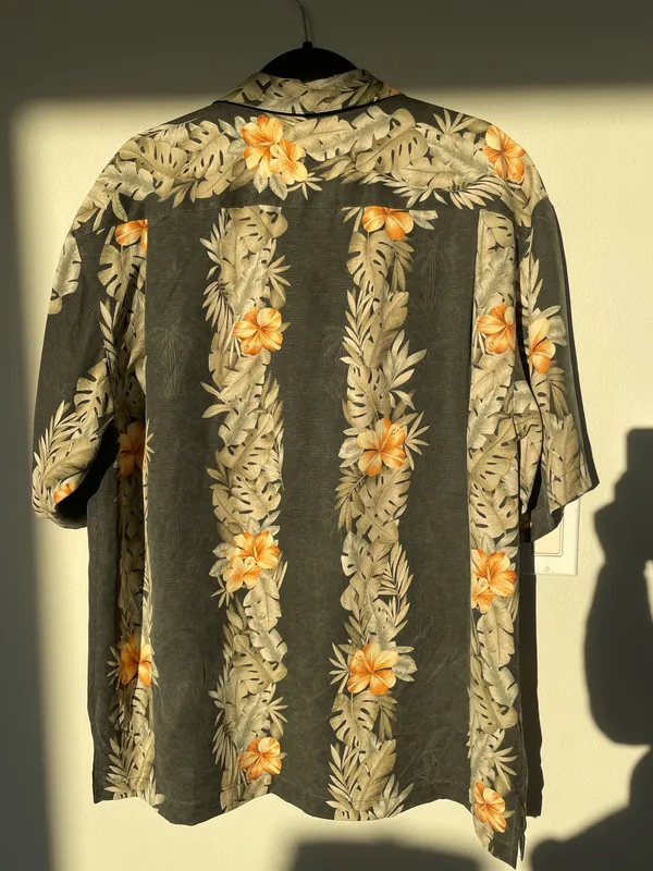 Tommy Bahama Hawaiian Short Sleeve Shirt Men Black Orange Floral 100%Silk M - Image 2