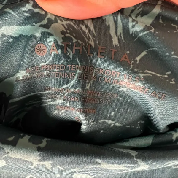 Athleta Ace Printed Ripple Marble Borealis Green Patterned Tennis Athletic Skort - Image 9