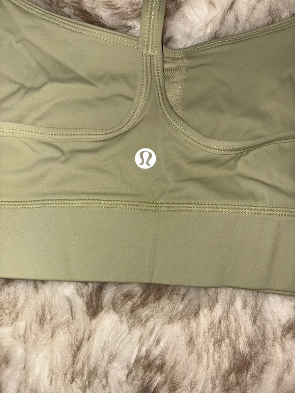 Lululemon Sports Bra Y Flow - Image 3