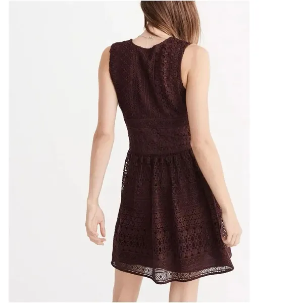Abercrombie & Fitch Lace Crochet V-Neck Skater Dress Burgundy Mini Dark Romantic - Image 4