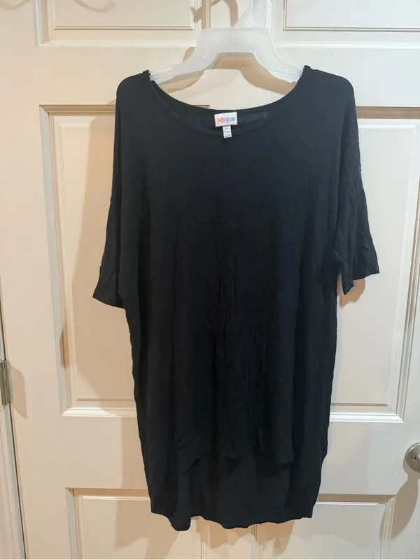 LuLaRoe Black Short-Sleeve Women's Tunic Top Size Medium - Image 3