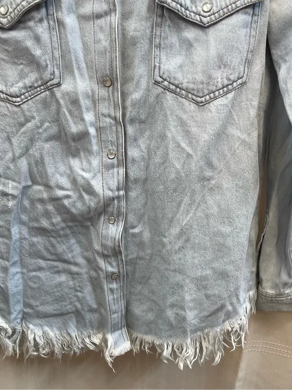 Coastal Cowgirl S Small Risen jeans Light Blue Denim Button-Down Shirt Barn - Image 2