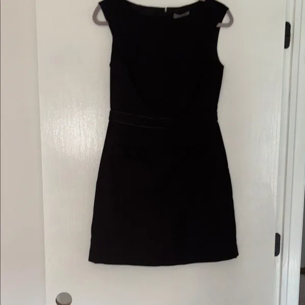 Oasis Black Bow Detail Sheath Dress NWT Size 2 - Image 4
