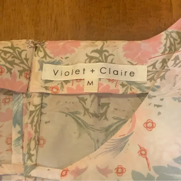 Violet & Claire top Medium Pastel Colors Floral Sleeveless Blouse - Image 2