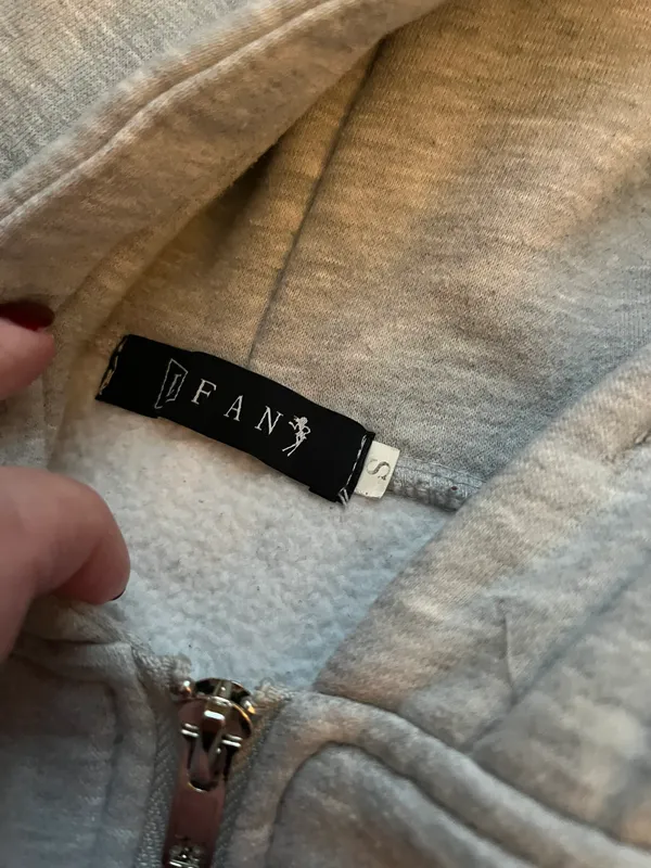 Amazon Sweatshirt - Image 3