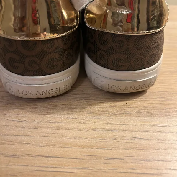 G Los Angeles Brown and Gold Sneakers with Logo Accent - Image 4