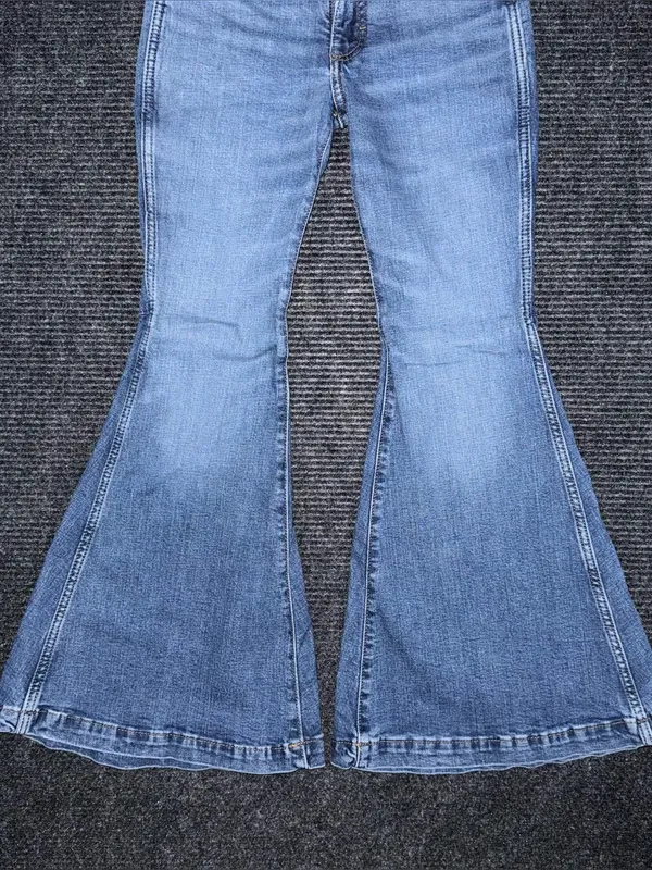 Wrangler Retro Trumpet Flare Bell Bottom Jeans Sz 26x30 Western Boho Rodeo Denim - Image 4