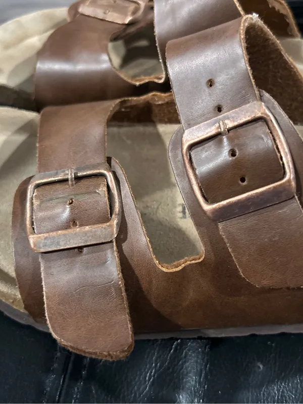 Cushionaire Double-Buckle Brown Leather Slide Sandals 7w - Image 3