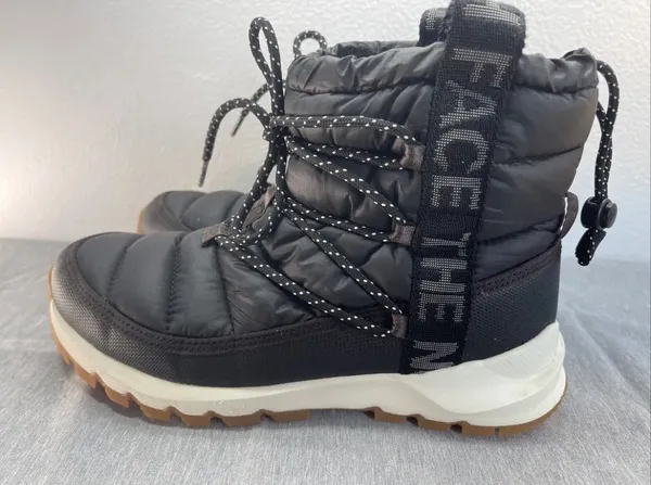 The North Face Snow Boots - Image 2