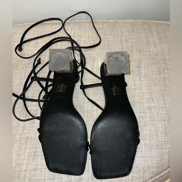 Steve Madden Black tie up heels - Image 4