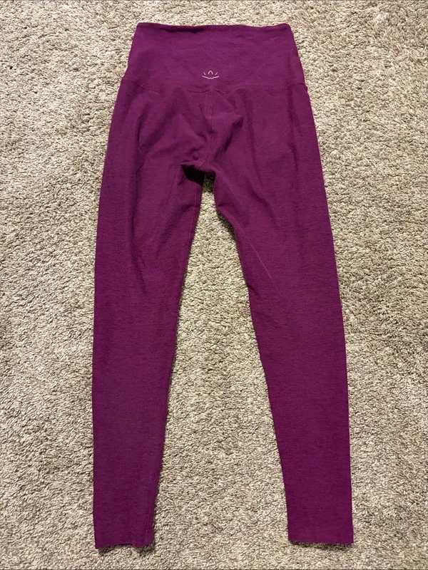 Beyond Yoga Women’s Purple Spacedye Caught in the Midi Leggings Small - Image 5