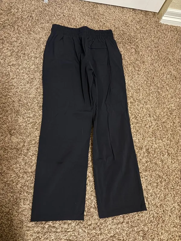 Halara Jogger Style Sweatpant Medium Regular Solid Black Elastic Waistband Nylon - Image 2