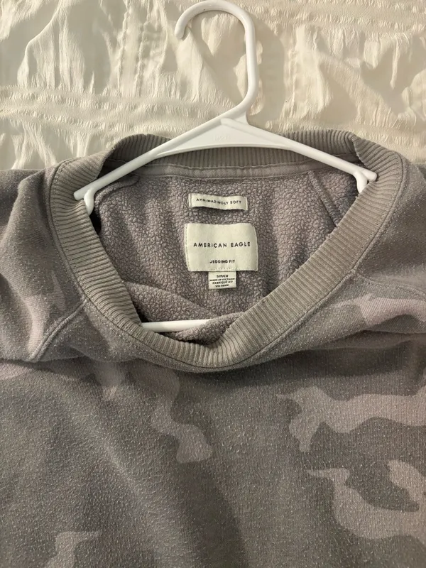 Camo Grey American Eagle Sweatshirt - Image 2