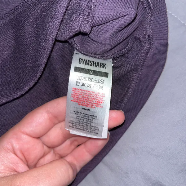 Gymshark Legacy Crop Sweatshirt - Image 7