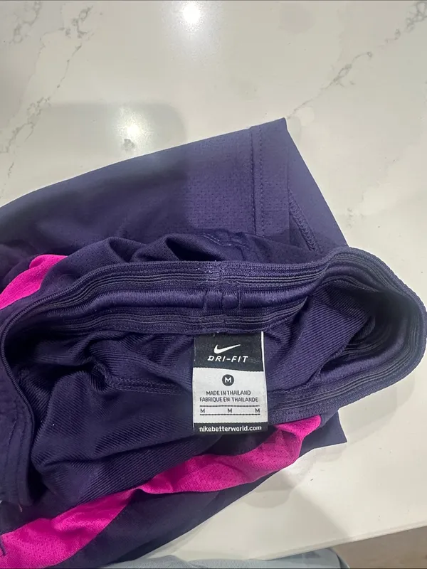 Nike dri fit two tone purple and fuscia running shorts size medium - Image 3