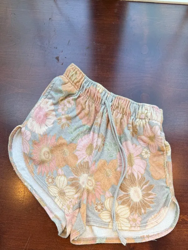WILD FABLE Floral Terry Cloth Pull On Shorts Drawstring Size Medium (small) - Image 3