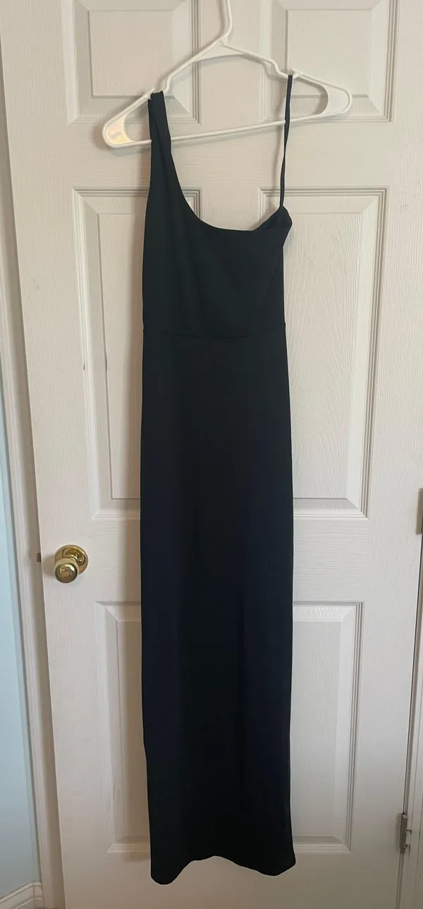 superdown Black  Maxi Dress - Image 3