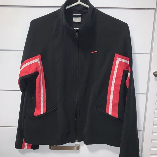 Vintage Nike black & pink jacket - Image 2