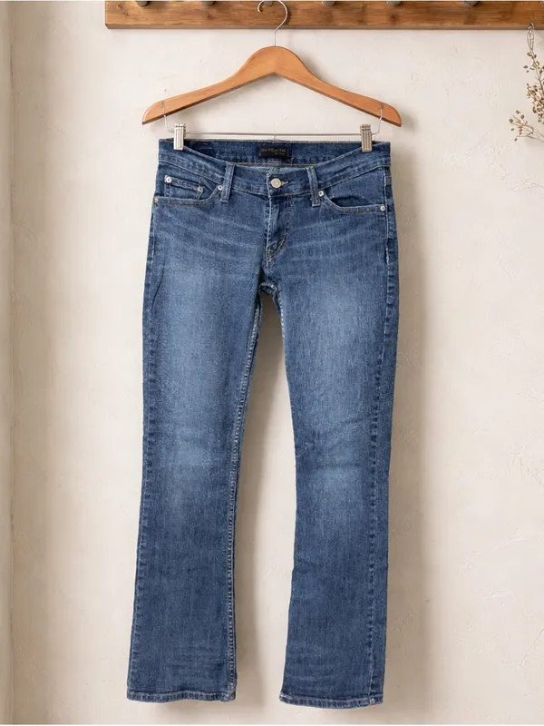 Levi's Women's Light Blue Bootcut Jeans - Image 3