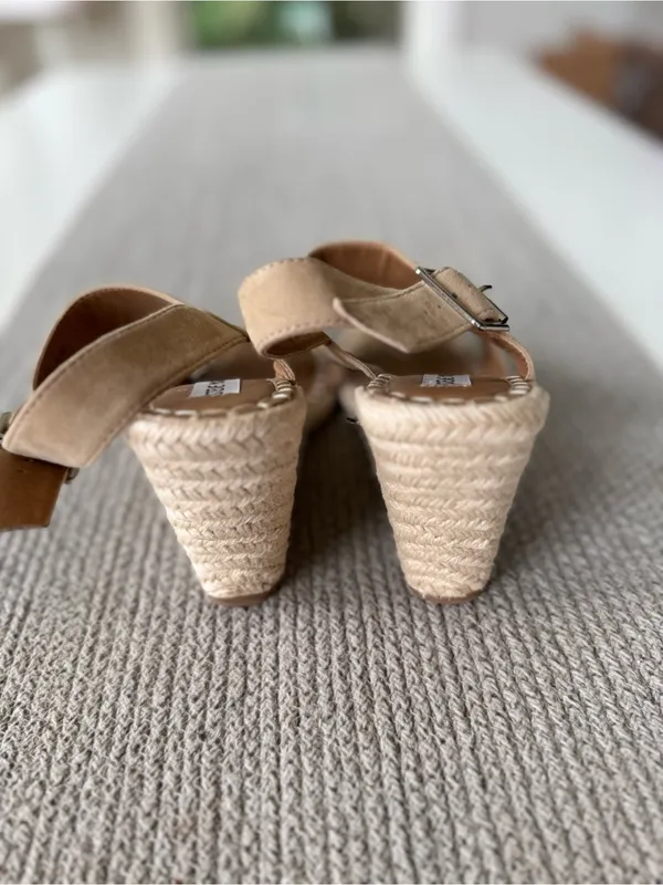 Steve Madden Beige Tan Genuine Suede Leather Espadrille Wedge Sandals Sz 6.5 - Image 6