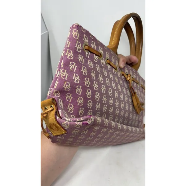vintage dooney and bourke pink DB signature shoulder bag WEAR TO CORNERS , Y2K - Image 11