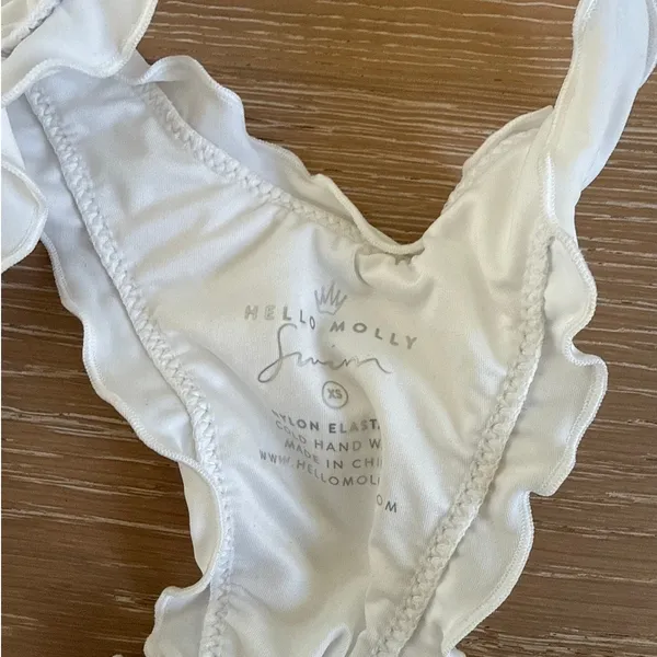 Hello Molly Bikini Halter Neck Lettuce Edge Ruched Sunny Squeeze Size XS White - Image 3