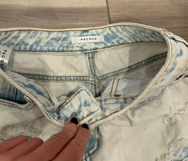 PacSun Mom Jean Shorts Blue distressed Denim size 27 - Image 2