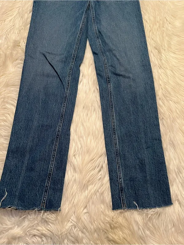 Abercrombie & Fitch Womenm Size 26/2 Long The 90's Straight Mid Rise Jean Medium - Image 5